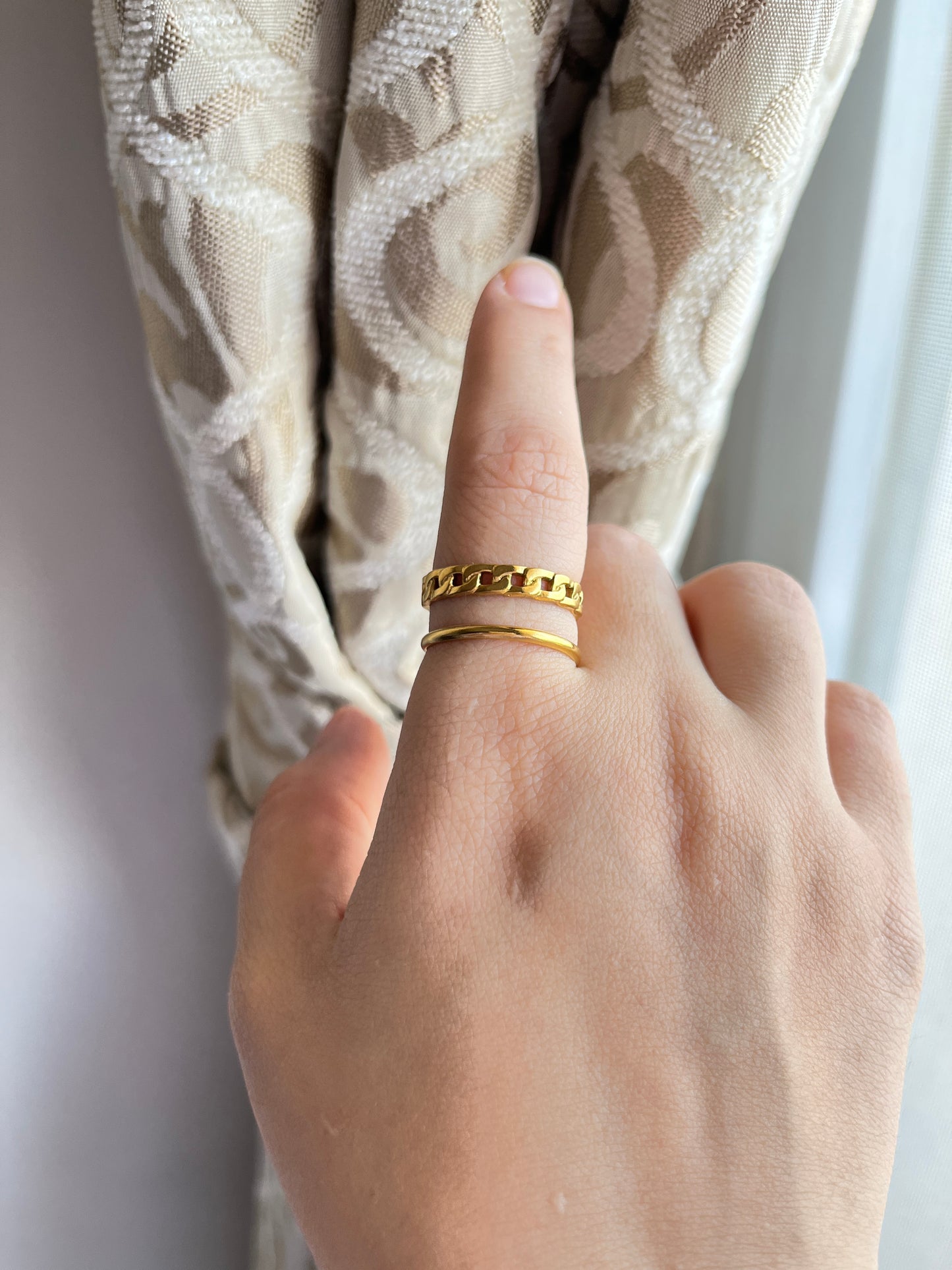 Stainless steel ring