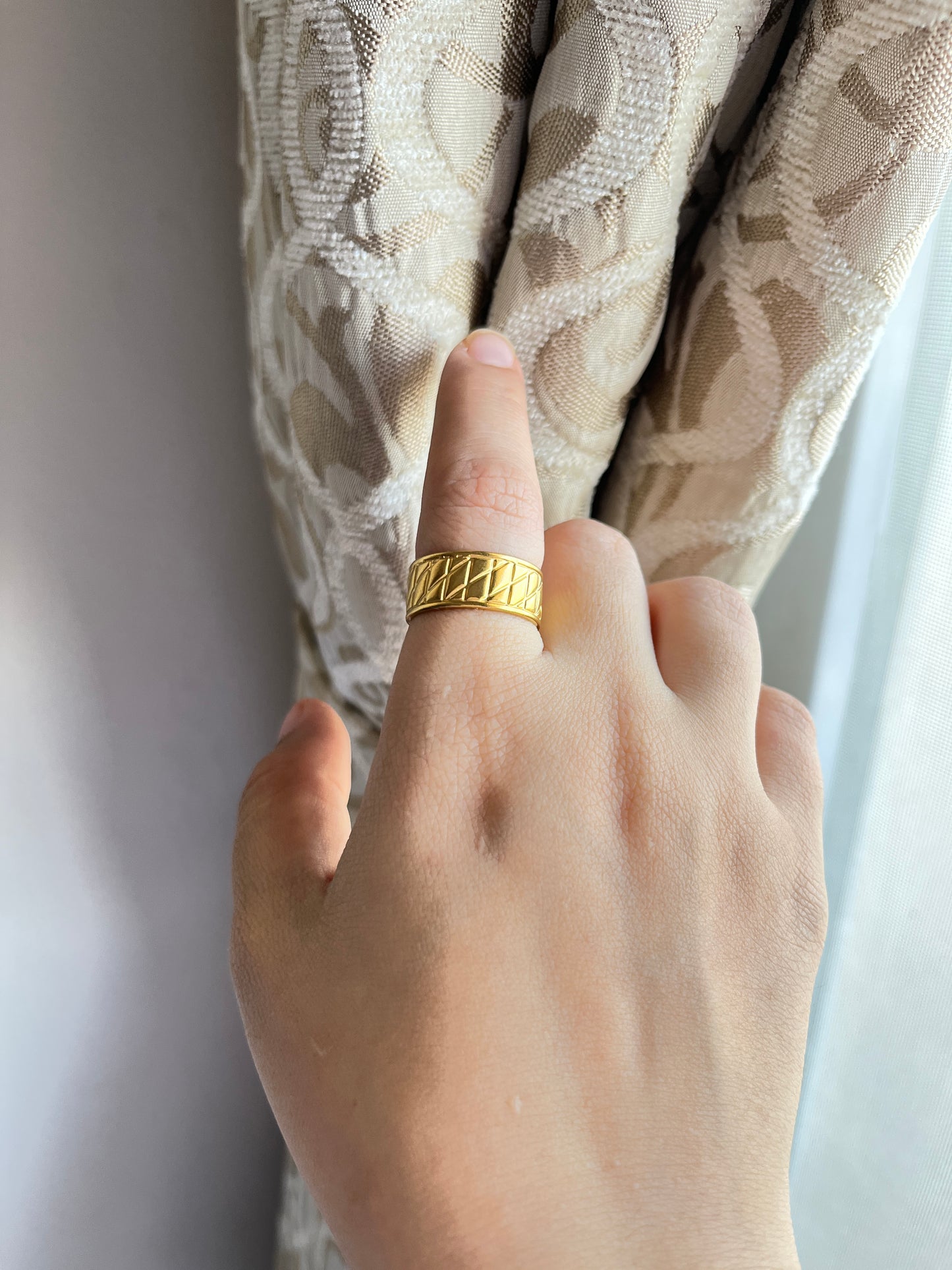 Stainless steel ring