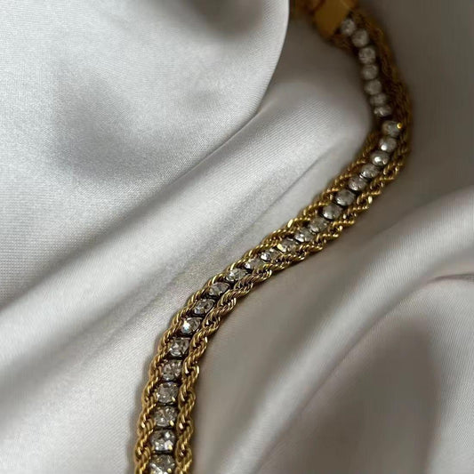 Luxurious bracelet