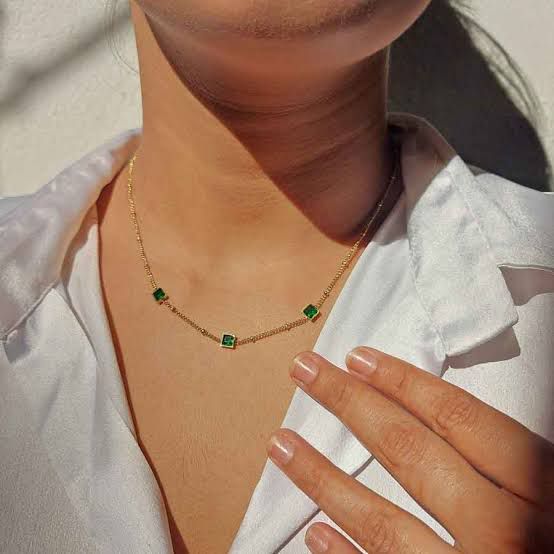 Green emerald chain