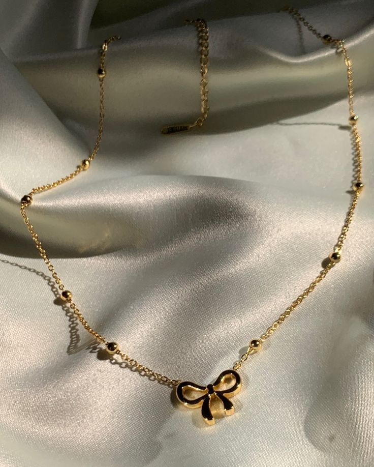 Little Love Bow chain