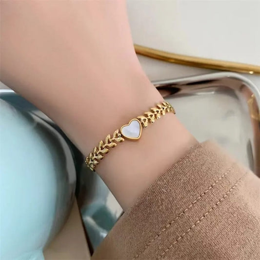 Royale heart bracelet