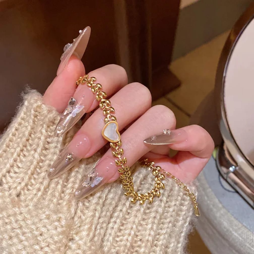 Royale heart bracelet