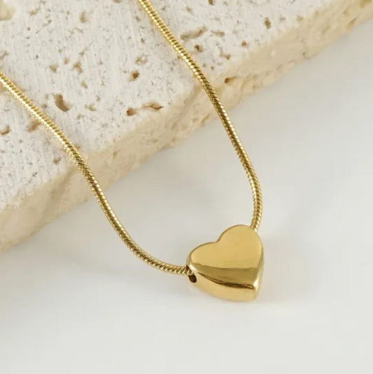 Dainty heart chain