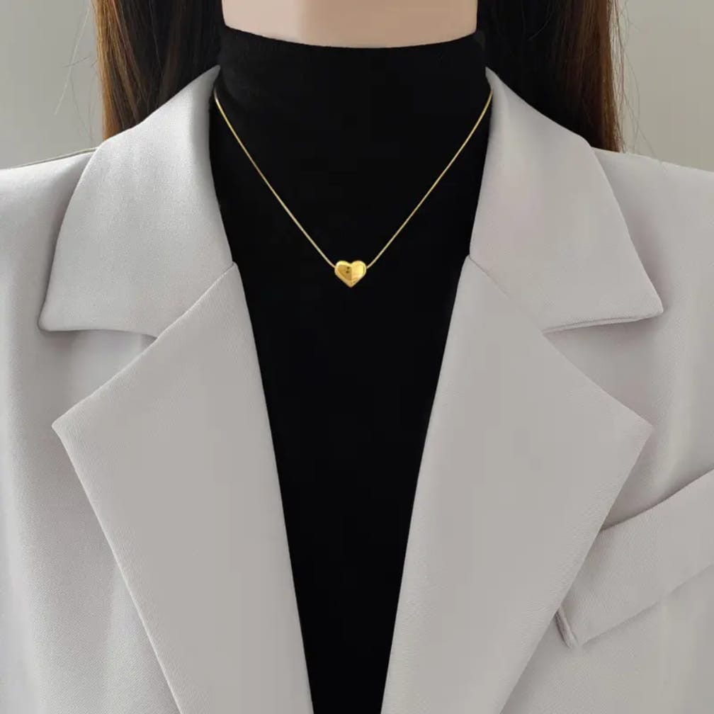 Dainty heart chain