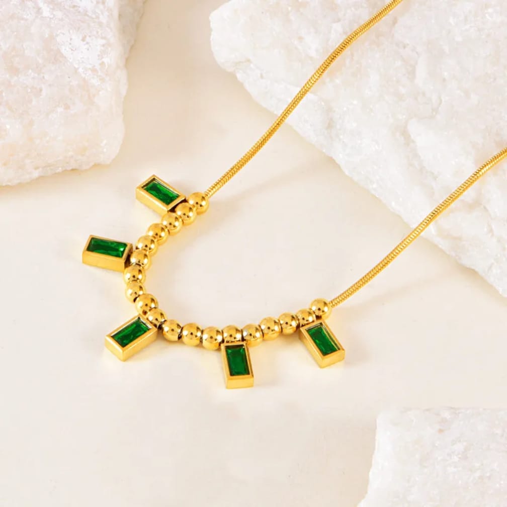 Emerald aura chain
