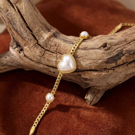Pearly bracelet