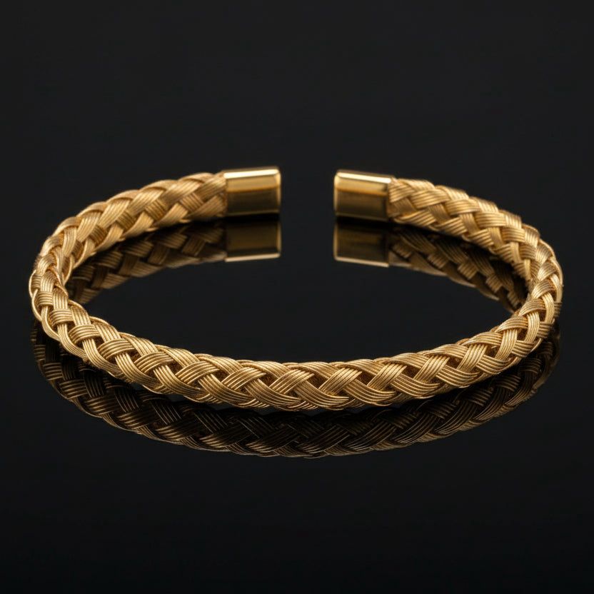Spiral knots handcuff