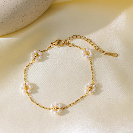 Floral knot bracelet