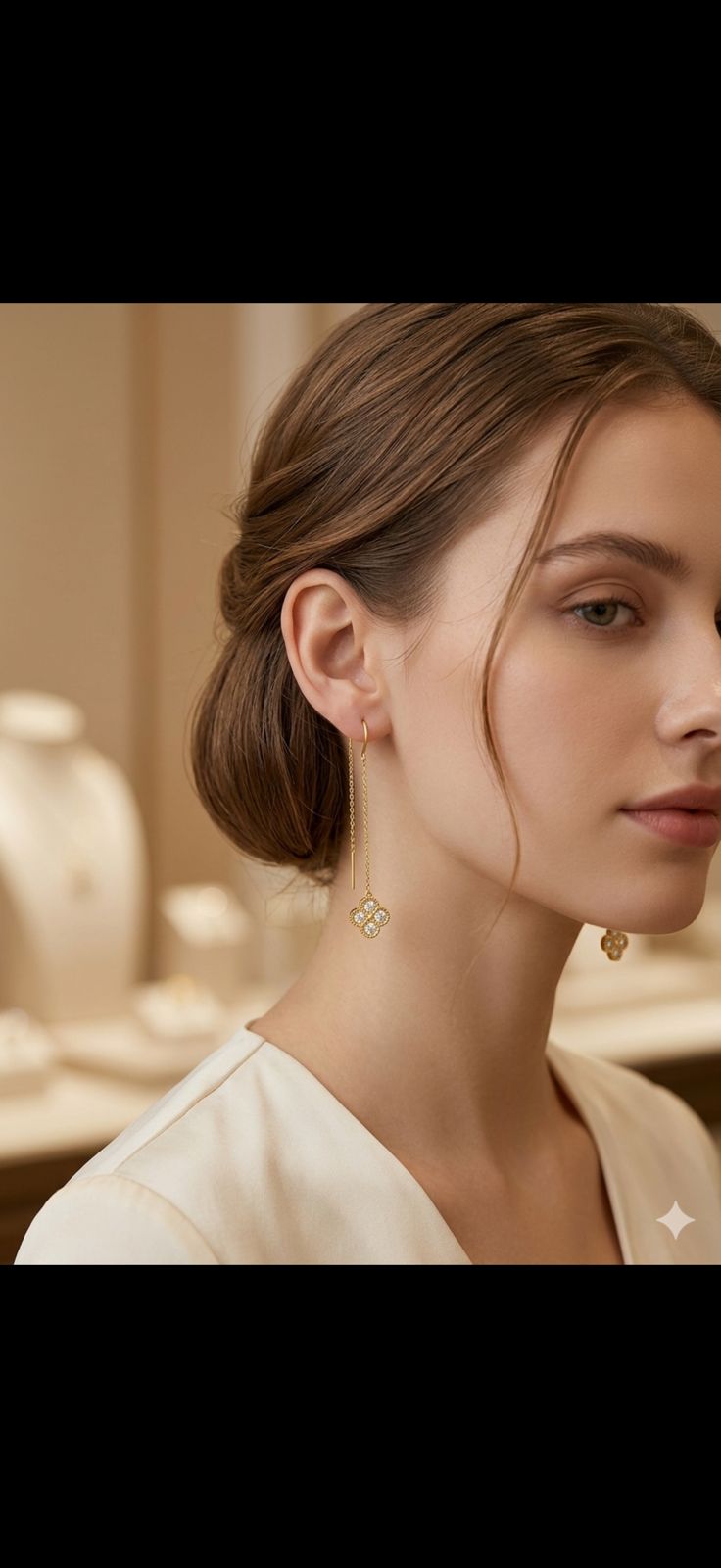 Clover sparkle earrings