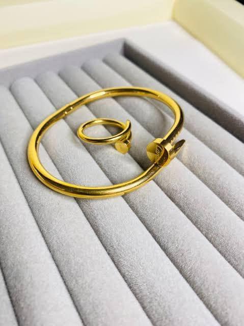 Cartier set