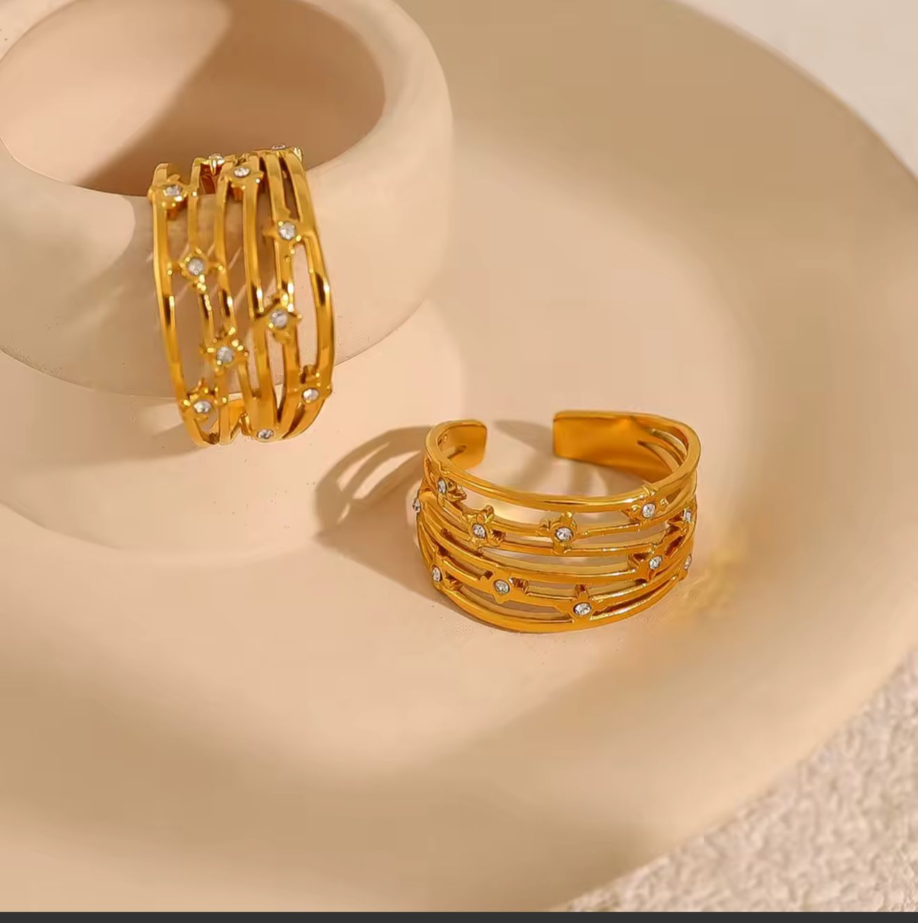 Stone adjustable ring