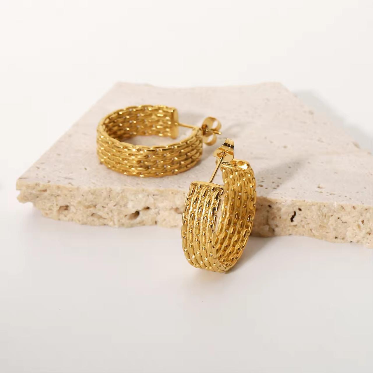 Minimal hoops